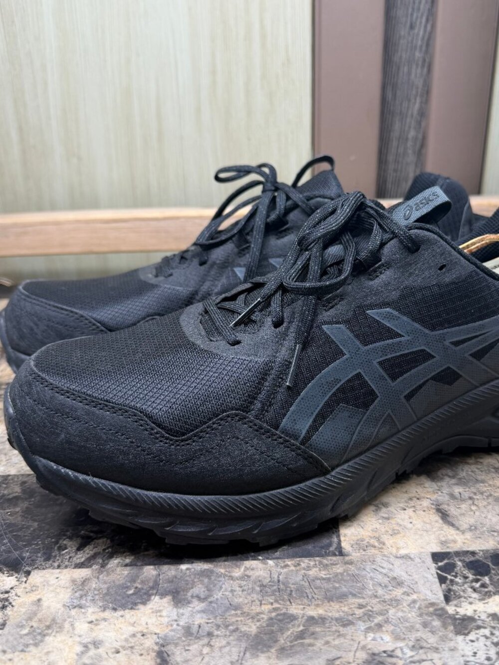 ASICS Gel Venture 10 Trail Run Shoe Black Men's Size 14 Extra Wide 1011B966